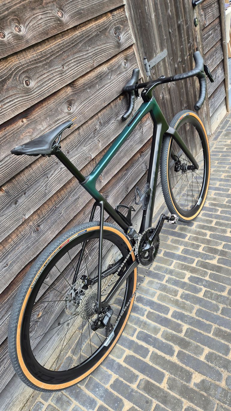 Used Ridley Grifn - Shimano 105 DI2 // 2x12s 2023 2023 Road & Gravel, Schwarz — image 2 of 8