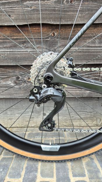 Used Ridley Grifn - Shimano 105 DI2 // 2x12s 2023 2023 Road & Gravel, Schwarz — image 7 of 8