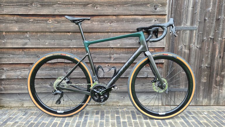 Used Ridley Grifn - Shimano 105 DI2 // 2x12s 2023 2023 Road & Gravel, Schwarz — image 1 of 8