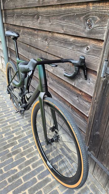 Used Ridley Grifn - Shimano 105 DI2 // 2x12s 2023 2023 Road & Gravel, Schwarz — image 3 of 8