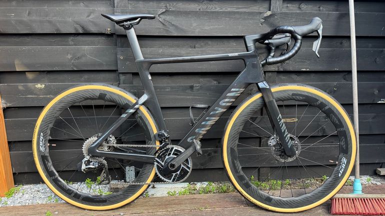 Used Canyon Aeroad SRAM Red eTap AXS 2026 Road & Gravel, Black — image 2 of 7