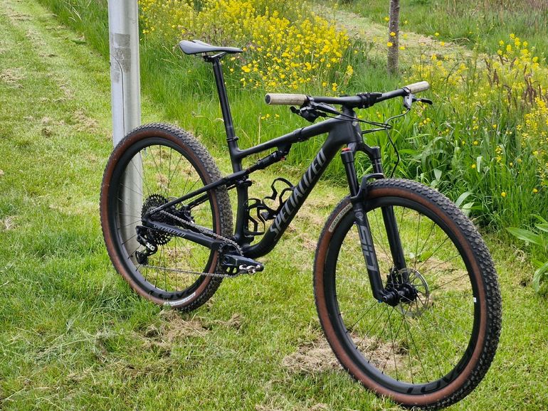 Used Specialized Epic Expert 2021 2021 Mountainbike, Black, 29 — image 4 of 4