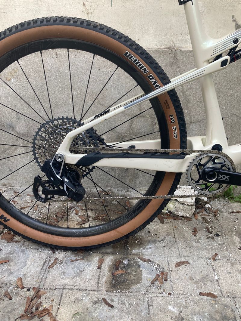 Gebrauchtes KTM Scarp SRAM XX 2025 Mountainbike, Weiß — Bild 2 von 3