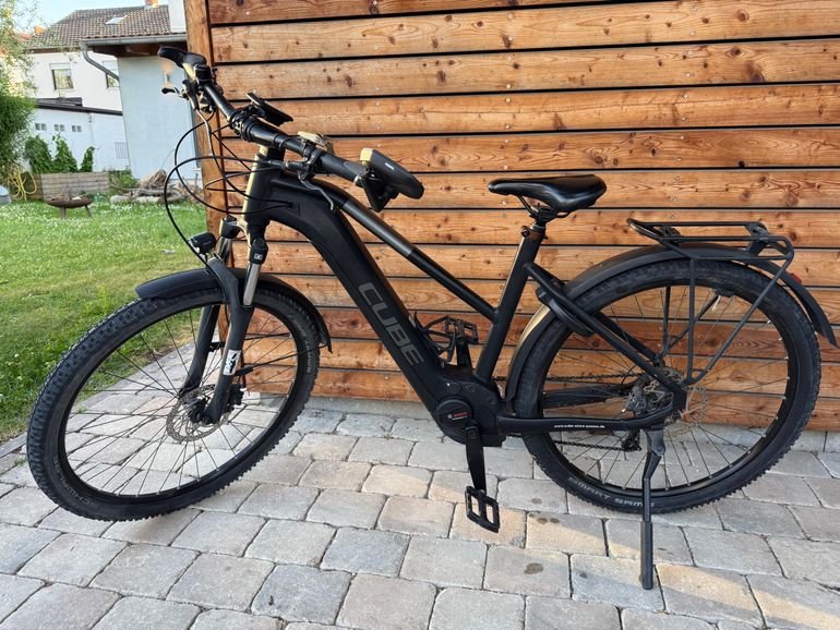 Used CUBE REACTION HYBRID PERFORMANCE, 500 ALLROAD 2023 2023 Mountainbike, Black, 27.5, 29 — image 1 of 9