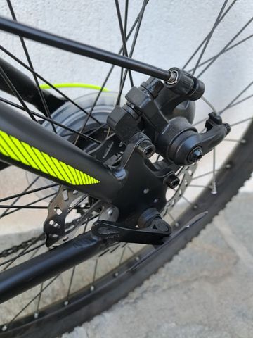Used CRN Custom Shimano Altus 2022 Mountainbike, Black — image 7 of 9