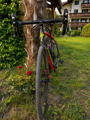 Used Specialized Tarmac Expert Disc Race 2016 2016 Road & Gravel, Black — image 3 of 4