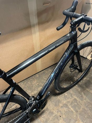 Specialized Tarmac SL6 Sport 2021 2021 Road & Gravel d'occasion — image 3 sur 6