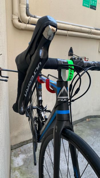 Used Fuji Fuji SL 2.1 Full Carbon Shimano Ultegra 11sp Disc - Size L 2021 Road & Gravel, Black — image 6 of 8