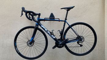 Used Fuji Fuji SL 2.1 Full Carbon Shimano Ultegra 11sp Disc - Size L 2021 Road & Gravel, Black — image 4 of 8