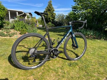 Used Scott Addict RC Shimano Dura Ace Di2 2023 Road & Gravel