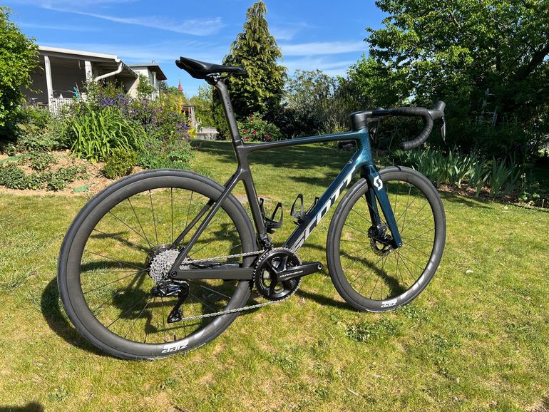 Used Scott Addict RC Shimano Dura Ace Di2 2023 Road & Gravel, Black — image 1 of 9