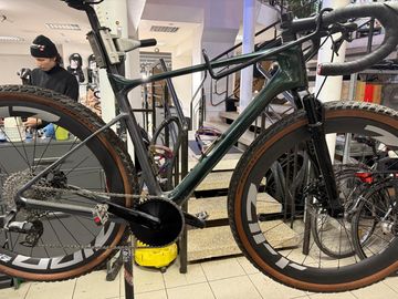 Brugt Giant Revolt X Advanced PRO 0 2024 Road & Gravel — billede 2 af 4