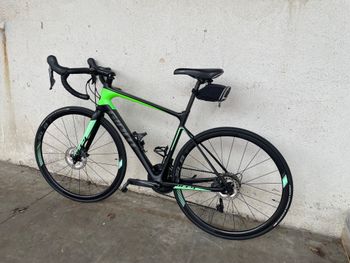Used Giant Defy Advanced Pro 1 2018 2018 Road & Gravel