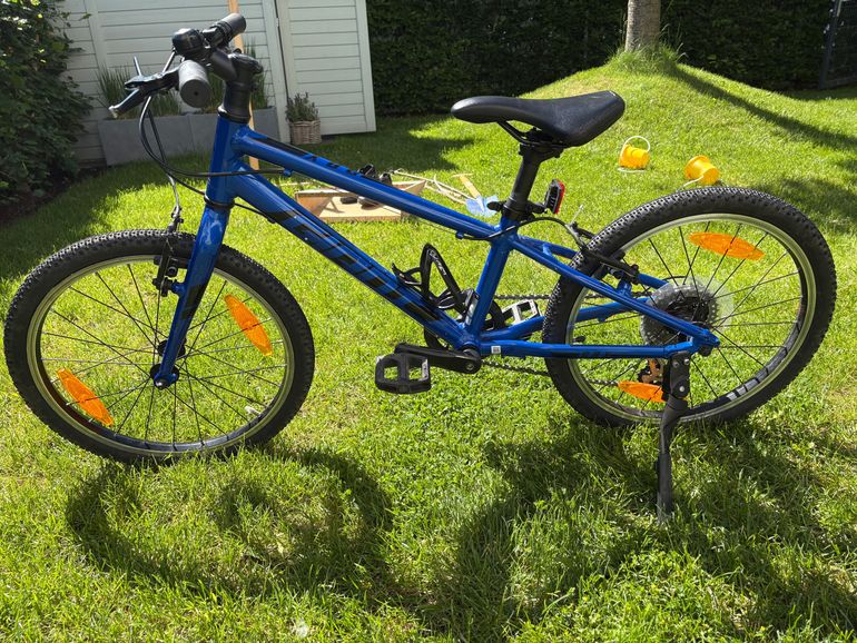 Used Giant ARX 20 2022 2022 Youth, Blau — image 5 of 8