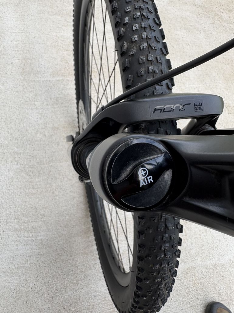 Used Scott Scale 970 2021 2021 Mountainbike, Gris claro — image 10 of 14
