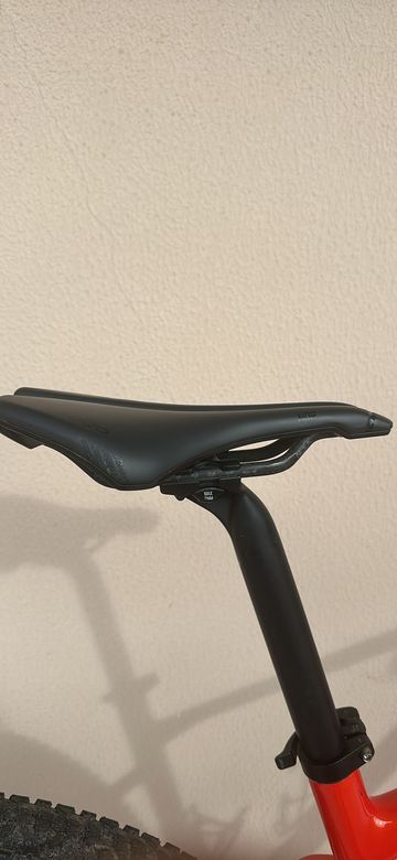 Scott Scale SRAM XX1 Eagle AXS 2025 Mountainbike usato, Rosso — immagine 3 di 10