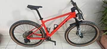 Scott Scale SRAM XX1 Eagle AXS 2025 Mountainbike usato, Rosso — immagine 2 di 10