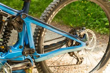 Gebrauchtes Pivot SHUTTLE LT Team XTR 2023 2023 Mountainbike, Blau, 29 — Bild 2 von 14