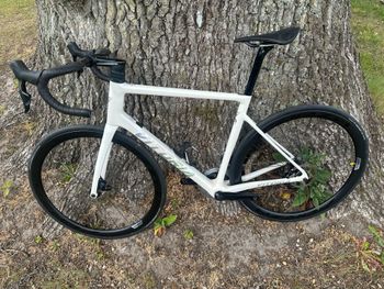 Used Vitoria Vitoria Custom SRAM Rival eTap AXS 2024 Road & Gravel — image 2 of 10