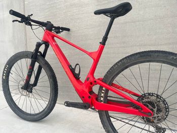 Used Scott Spark RC Team 2022 2022 Mountainbike — image 7 of 9