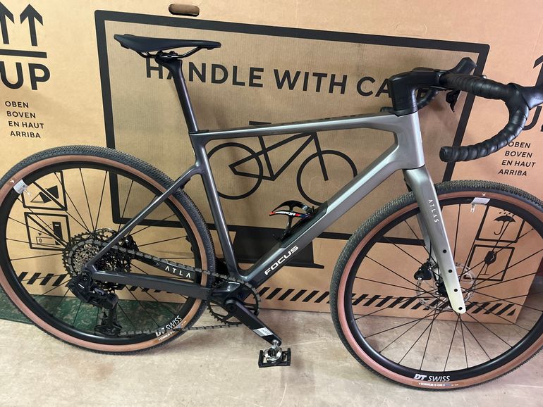 Used Focus ATLAS 8.8 2026 2026 Road & Gravel, Light Gray — image 1 of 11