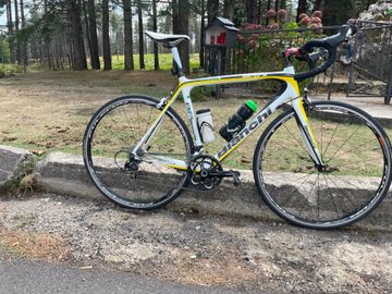 Używany Bianchi Sempre Pro 105 2014 2014 Road & Gravel