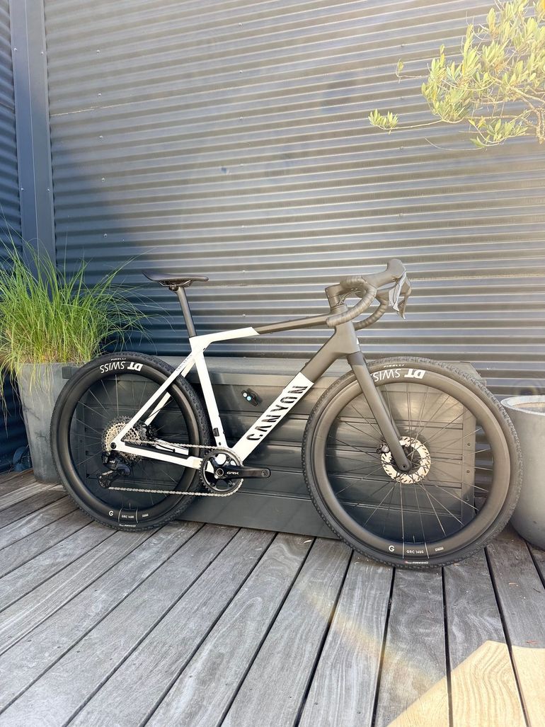 Used Canyon Grail CF SLX 8 Di2 2026 2026 Road & Gravel, Black — image 4 of 5