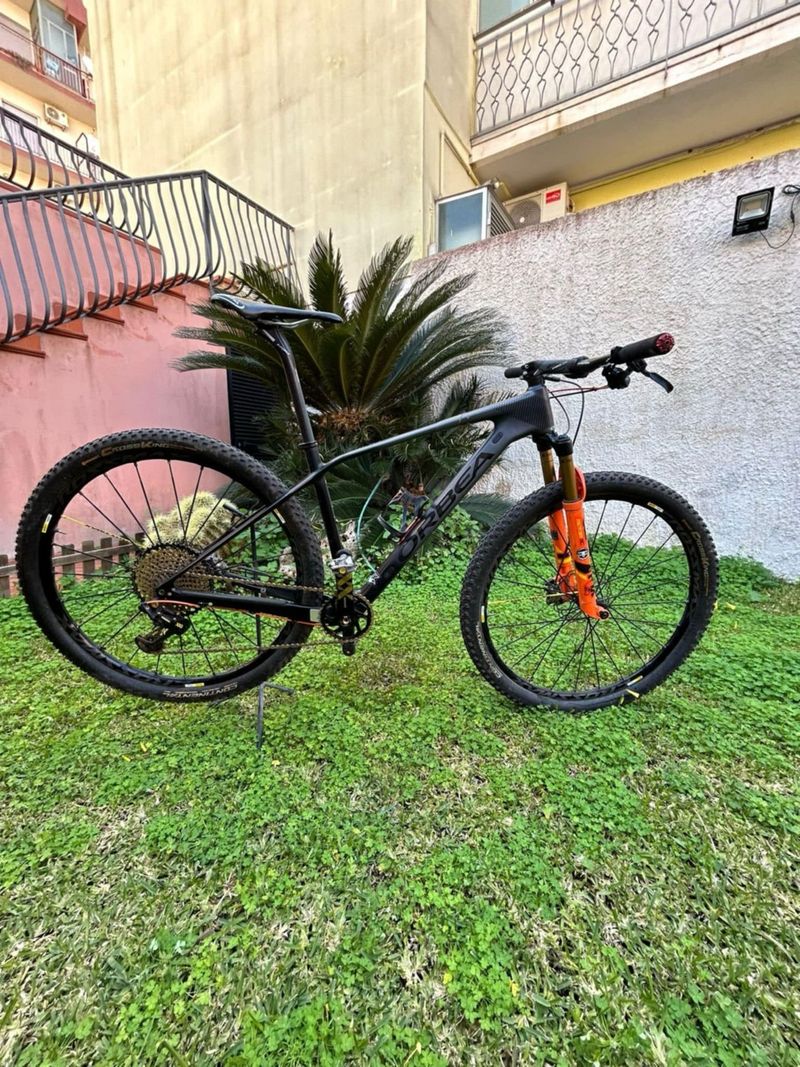 Brugt Orbea ALMA M-TEAM 2019 2019 Mountainbike — billede 1 af 5