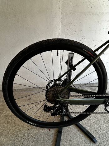 Used Orbea AVANT H40-D 2021 2021 Road & Gravel — image 3 of 11