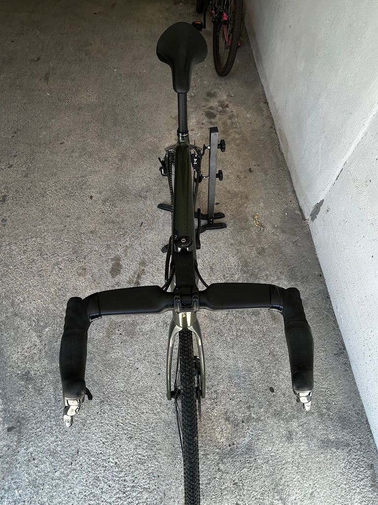 Used Orbea AVANT H40-D 2021 2021 Road & Gravel — image 4 of 11