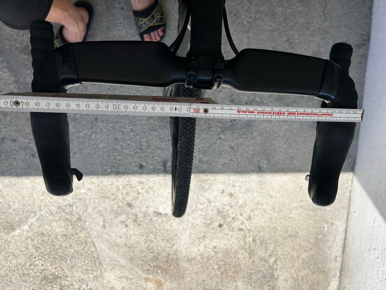 Used Orbea AVANT H40-D 2021 2021 Road & Gravel — image 10 of 11