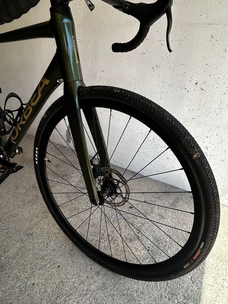Used Orbea AVANT H40-D 2021 2021 Road & Gravel — image 8 of 11