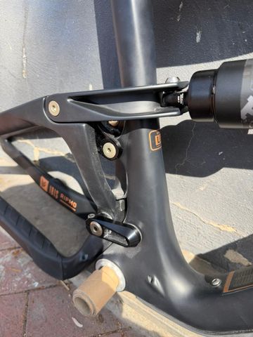 Używany Ibis Cycles Ripmo V2S XT 2023 Frameset Frameset 2023 Mountainbike — zdjęcie 9 z 10