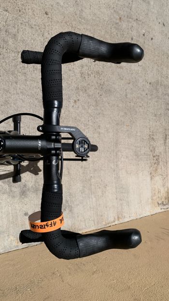 Used Fuji SL 2.1 Full Carbon Shimano Ultegra 11sp Disc - Size S 2020 Road & Gravel, Black — image 3 of 8