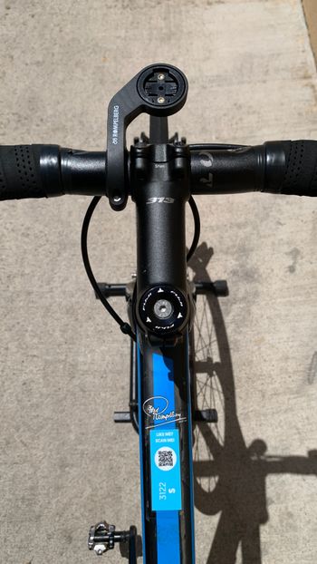Used Fuji SL 2.1 Full Carbon Shimano Ultegra 11sp Disc - Size S 2020 Road & Gravel, Black — image 2 of 8