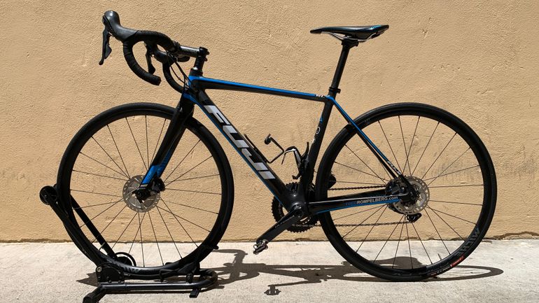 Used Fuji SL 2.1 Full Carbon Shimano Ultegra 11sp Disc - Size S 2020 Road & Gravel, Black — image 4 of 8