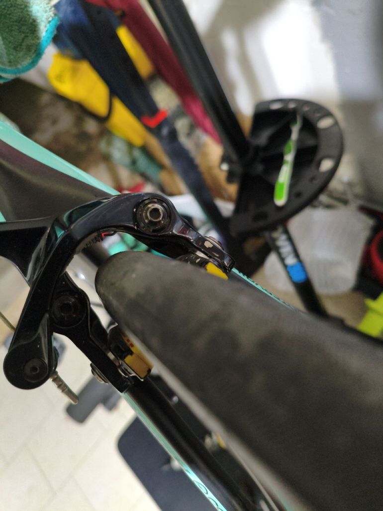 Used Bianchi Oltre XR.4 Dura Ace 2017 2017 Road & Gravel, Black — image 2 of 3