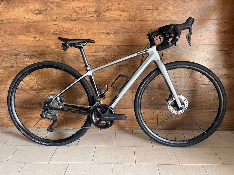 Used Cannondale Cannondale Synapse Carbon 2 RLE Ultegra Di2 ( S ) 2024 Road & Gravel, Light Gray — image 1 of 10