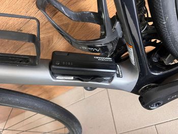 Used Cannondale Cannondale Synapse Carbon 2 RLE Ultegra Di2 ( S ) 2024 Road & Gravel, Light Gray — image 8 of 10