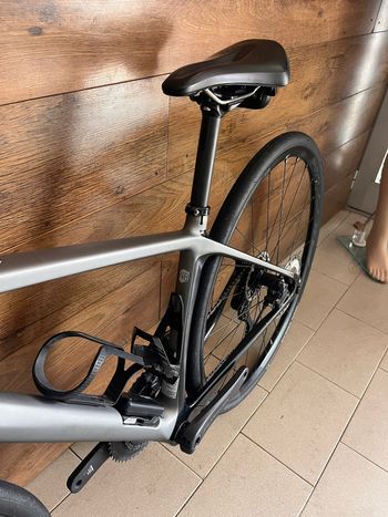 Used Cannondale Cannondale Synapse Carbon 2 RLE Ultegra Di2 ( S ) 2024 Road & Gravel, Light Gray — image 7 of 10