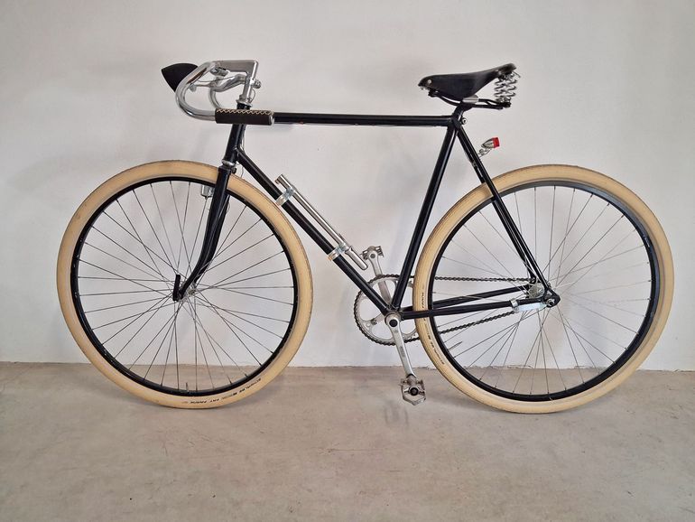 Used Bianchi Bici Clásica De Acero. Modificada A Modelo Path Racer 2021 Urban, Black — image 2 of 3
