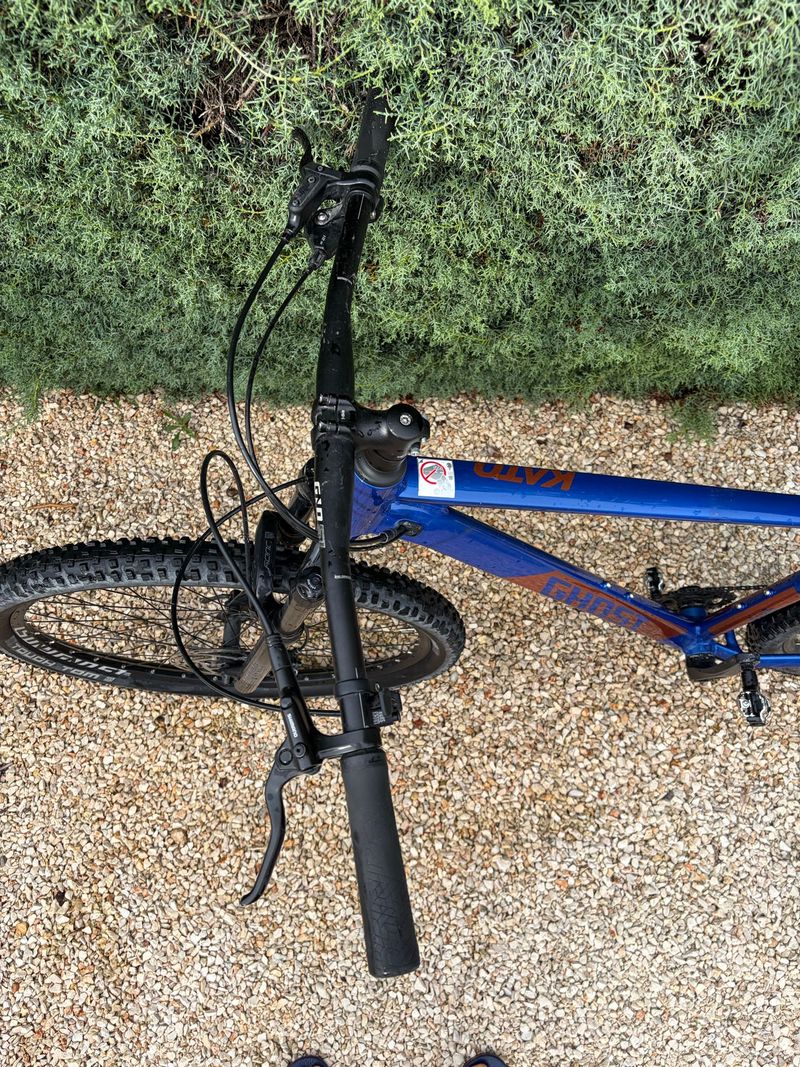 Ghost Kato Pro 29 2024 2024 Mountainbike de segunda mano, Azul — imagen 3 de 15