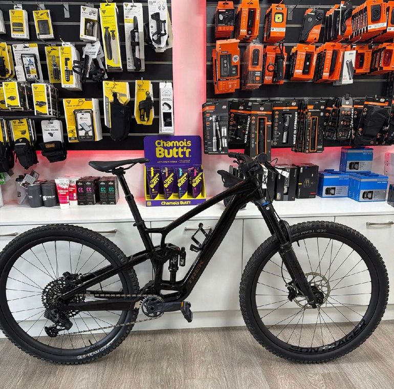 Used Trek Fuel EX 9.8 GX AXS T-Type Gen 6 2025 2025 Mountainbike — image 1 of 3