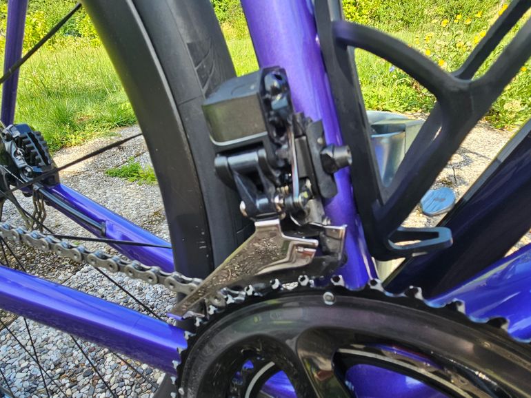 Used Canyon Ultimate CF SLX 9 Disc Di2 2021 2021 Road & Gravel, Purple — image 14 of 21
