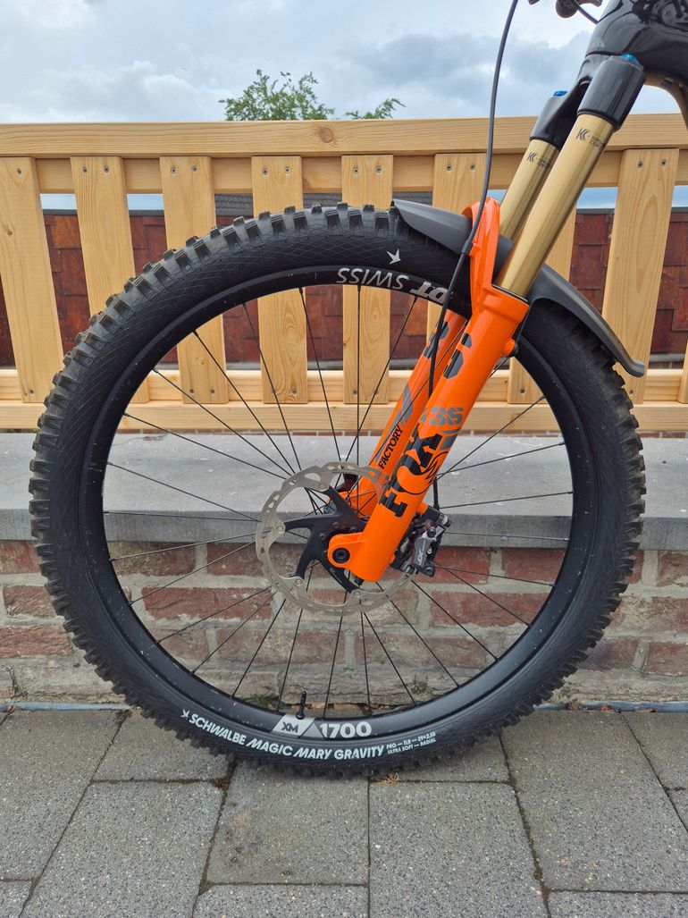 Used Canyon Spectral Shimano Deore XT 2022 Mountainbike, Black — image 7 of 14
