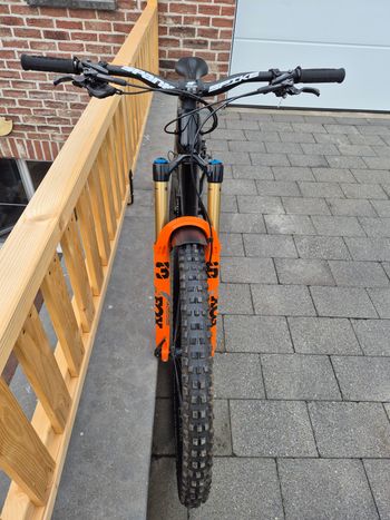 Used Canyon Spectral Shimano Deore XT 2022 Mountainbike, Black — image 8 of 14