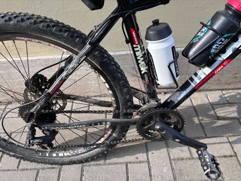 Used Whistle Miwok 1052D 2015 2014 Mountainbike, Black, 26 — image 9 of 14