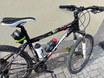 Used Whistle Miwok 1052D 2015 2014 Mountainbike, Black, 26 — image 7 of 14
