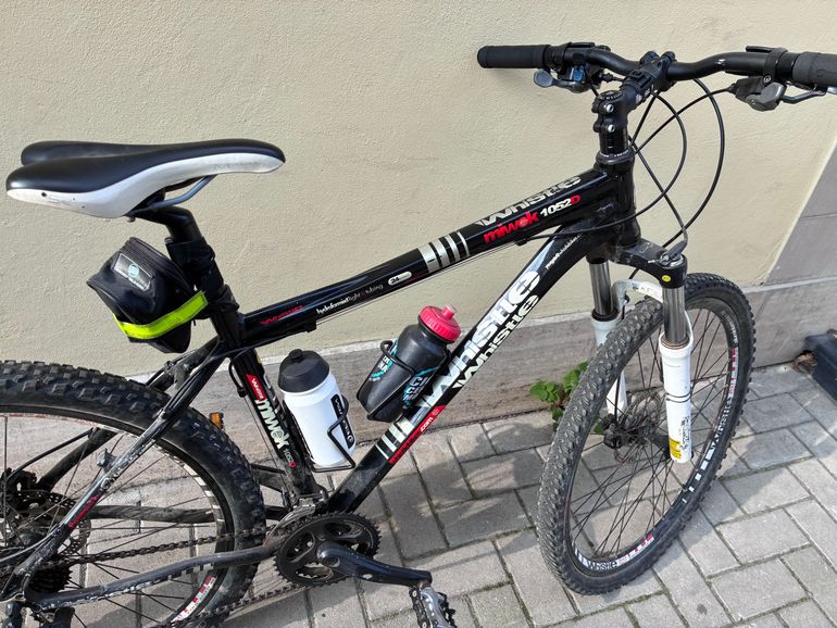 Used Whistle Miwok 1052D 2015 2014 Mountainbike, Black, 26 — image 7 of 14