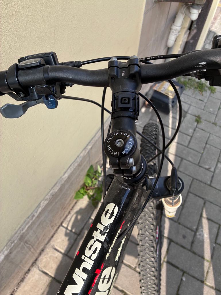 Used Whistle Miwok 1052D 2015 2014 Mountainbike, Black, 26 — image 11 of 14
